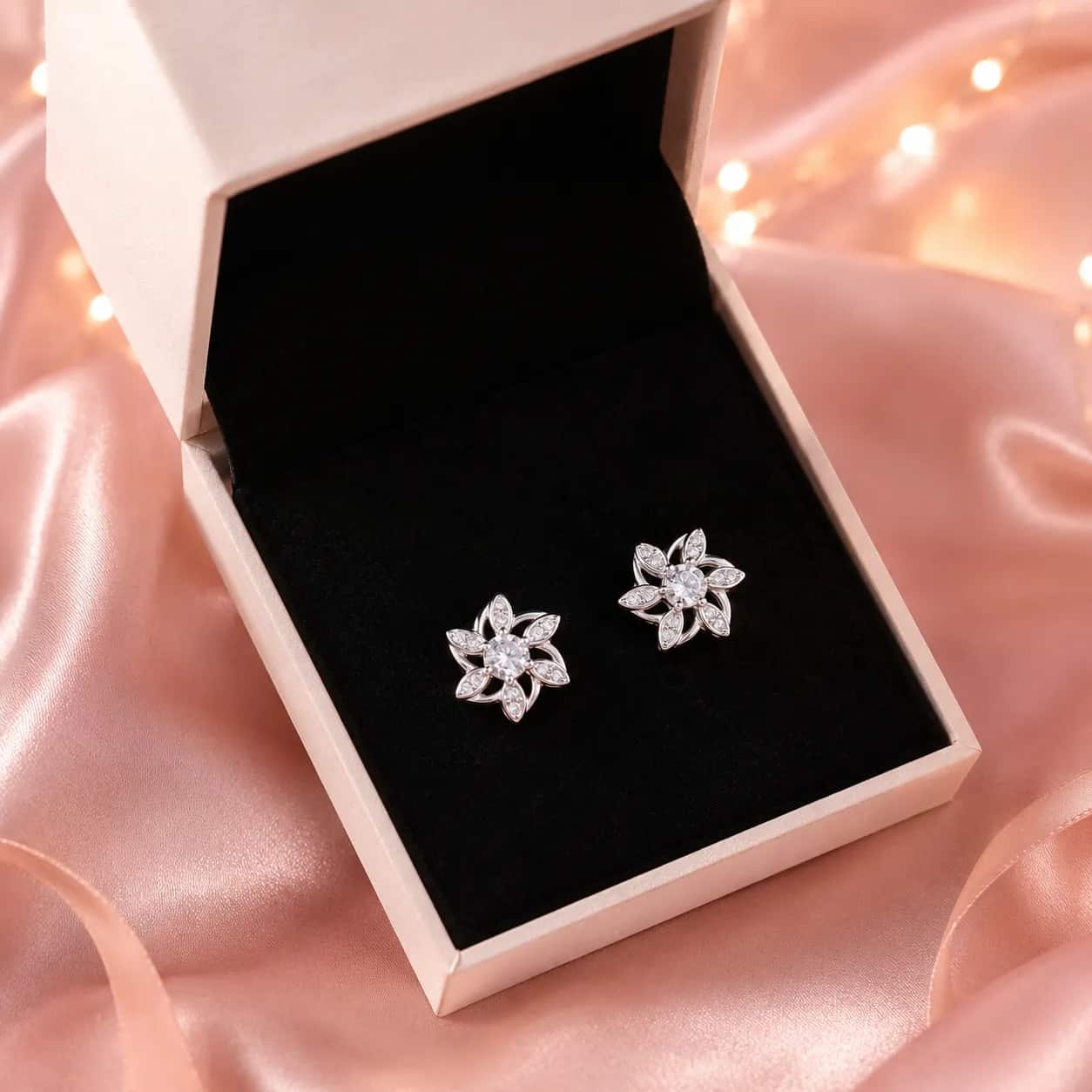 Aretes Flor en punta💠