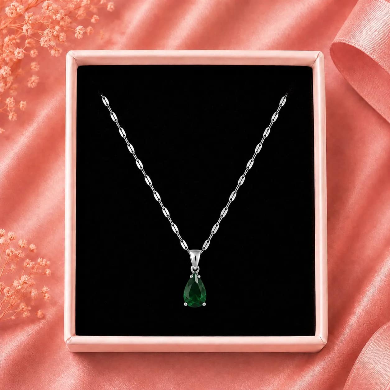 Collar esmeralda corte pera💚