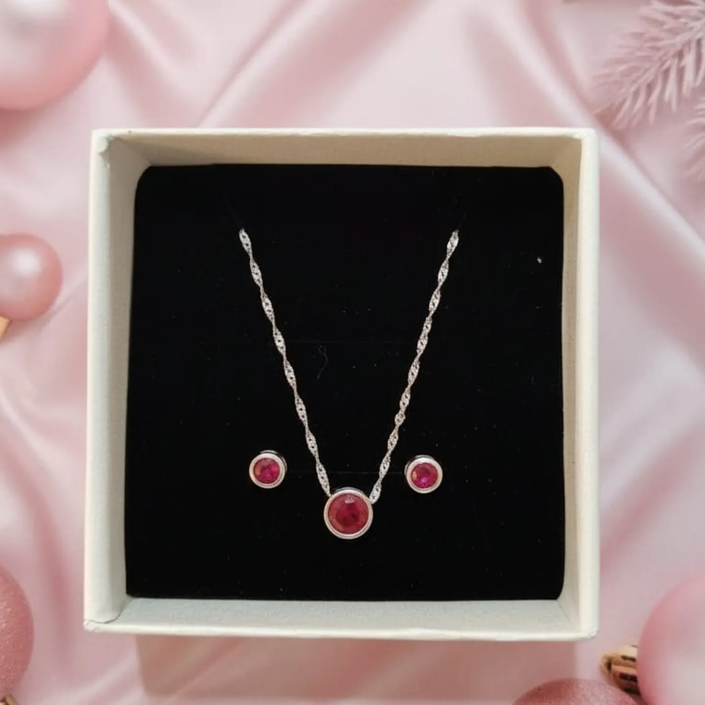 Conjunto rojo